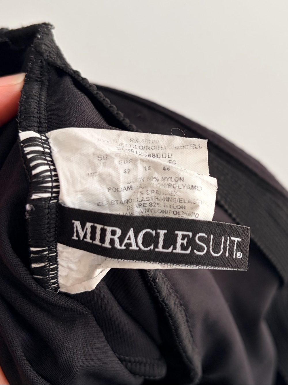Miraclesuit DDD-Cup Oceanus One Piece Swimsuit - Picture 5 of 6